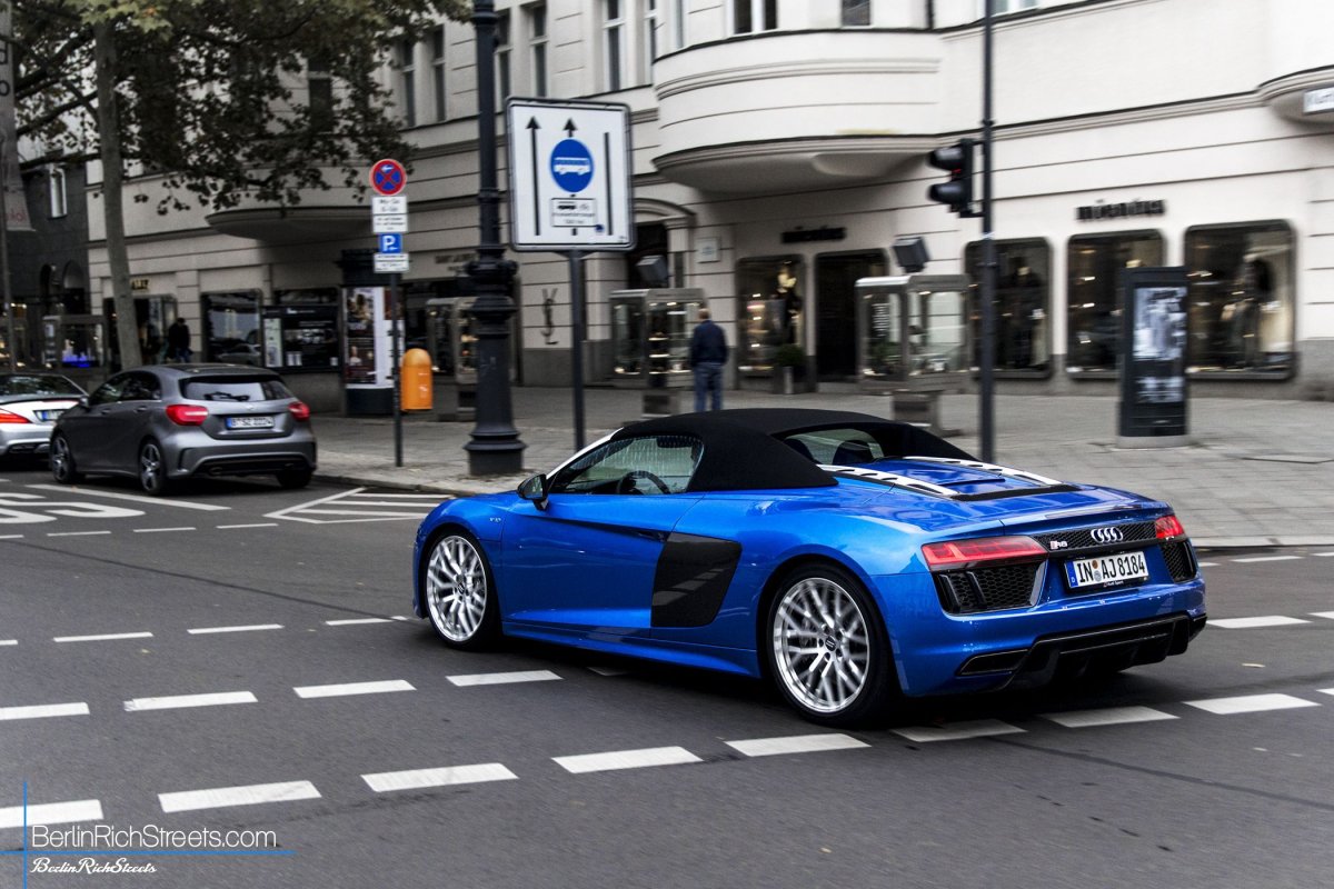 Audi R8 V10 Spyder (2016) spotted in Berlin — BerlinRichStreets